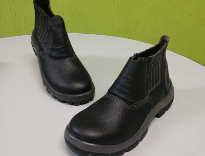 Botina Bracol elástico com bico de aço